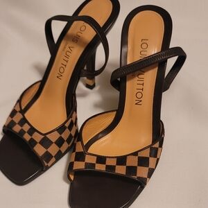 Louis Vuitton Brown Damier Women's Shoes Size 35.5